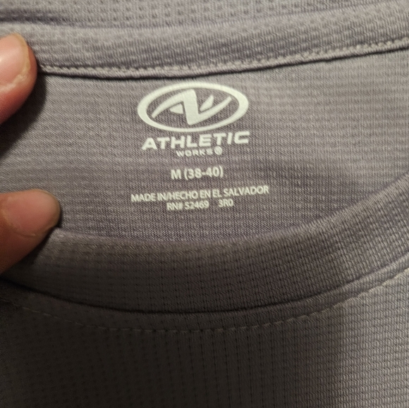 ATHLETIC WORKS grey t-shirt. Size M. NWT! - Picture 3 of 5